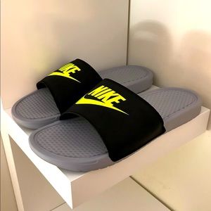Nike Benassi Slides/ Sandals